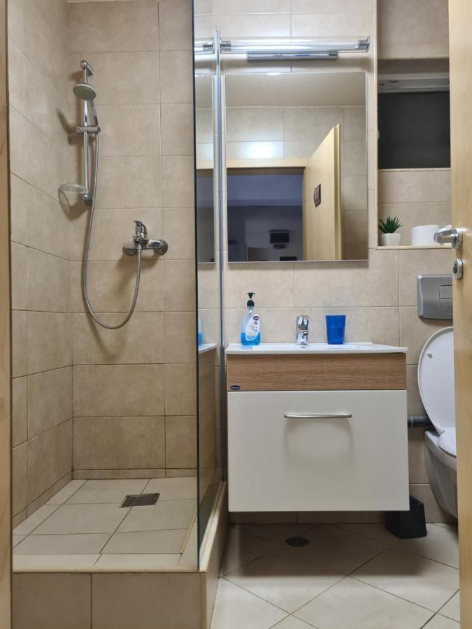 تيميشورا Old Square Apartments 5 المظهر الخارجي الصورة
